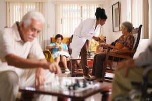 home hospice care vs traditional hospice care